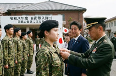 橋下徹氏「自衛隊員の子供を持つ国会議員って何人いる？調査してから議論しろよ」！