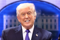 【画像】トランプさん、日本のアニメに登場！めっちゃ虐められてしまう😭