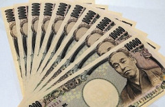 コンビニ店長、万引きした女子大生を捕まえ「いいの？前科ついちゃうよ」と脅し…