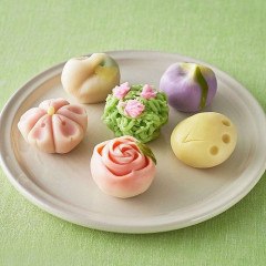 【悲報】外国人「ういろう不味い！ようかん不味い！葛切り不味い！水まんじゅう不味い！和菓子不味い！」