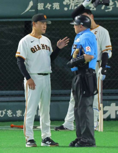 首位陥落の巨人・橋上監督代行、先発起用して11年目で初猛打賞の増田大輝に「ファームで左投手に対する打率も非常に良かった」