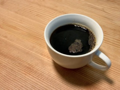 【速報】ハーバード大学、43年の研究結果を発表「コーヒーを”この量”飲むと認知症リスクが低下」