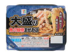 セブンの冷凍まぜそばが美味しいのにダイエット中でも食べられると話題に！確かに栄養成分スゲェ