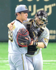 伏見「藤川監督はどっしりしている。コロコロ変えたりしない」