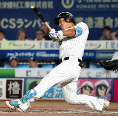 記者「吉井監督との思い出はありますか」ロッテ選手「ないです」