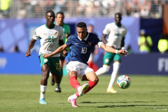 解説者「フランスVSセネガル、アフリカ同士の対決となりました」→炎上