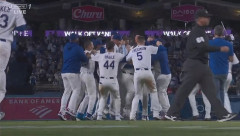 オリオールズの守備ｗｗｗｗｗドジャースが逆転サヨナラ勝ちで4連勝！