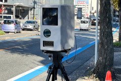 【悲報】埼玉県警さん、移動式オービス(1台1000万円)を速度取り締まり中に盗まれる