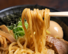 油そば初めて店で食べたんやけど