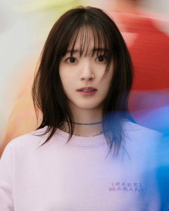 【悲報】鈴木愛理さんと田中碧さん、4年交際に破局報道