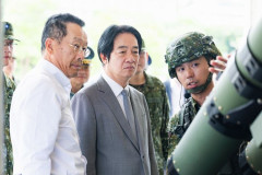 台湾の頼総統、中国に武力攻撃の放棄を要求…日米と連携も！