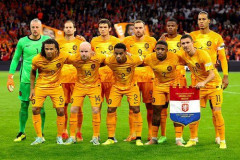 【悲報】日本と同組のオランダさん、スウェーデンを5-1で粉砕してしまう