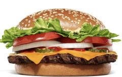 【朗報】バーガーキング「マクドのフランチャイズの皆さん！バーキンにしたら4000万円プレゼント！」