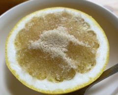【困惑】ラウールさん、グレープフルーツに砂糖をかける文化にガチで驚くｗｗｗｗｗｗｗｗｗｗ