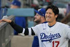 【画像】大谷翔平さん第2子報告、青いベビーウェアで男の子説が出てしまうｗｗｗｗｗｗｗｗｗｗ