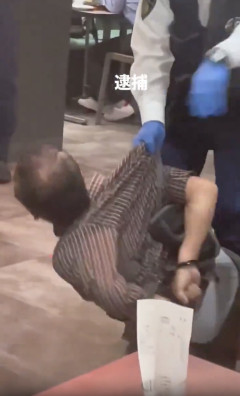 【動画】ハゲ、ファミレスで捕まるｗｗｗｗｗ