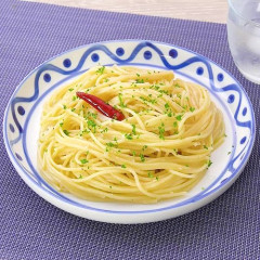 【悲報】イタリア人「ペペロンチーノがパスタの王道？冗談だろ？ただの貧乏飯だぞ」