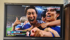 【速報動画】日本、チュニジア相手に鎌田の見事なヒールシュートで先制キターｗｗｗｗｗｗｗｗ