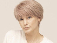 梅宮アンナ「25歳のとき棒を肛門に突っ込んでいたらパパがやり方を教えてくれと言ってきた」→