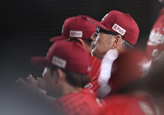 楽天・吉井監督「藤井の投球がだらしないから代えた」「チームのムードが悪くなる」