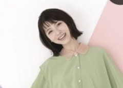 浜辺美波のAカップスレンダーボディ、最高すぎる