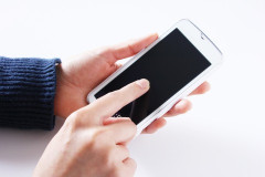 彼氏のLINE通知で「そんなこと言われたら泣きそうに嬉しいです」というメッセージが気になり、勝手にチェックしてしまった。