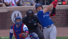 岡本和真　25年 293打席 15本塁打 33三振（NPB）→26年 306打席 16本塁打 99三振（MLB）