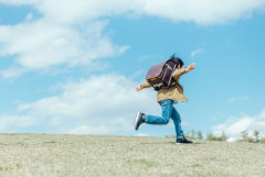 小学1年生でいきなり1人で通学させるの怖くね？
