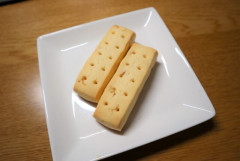 カロリーメイト、いつ食べる物なのか分からない