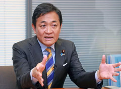 国民・玉木「高市総理の追悼の挨拶にヤジ。かえって『平和運動』への違和感を生み出し、逆効果」