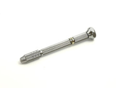 コロコロ「ミニ四駆で肉抜きをする時はタミヤのピンバイス（1500円）を使います」ワイ「は？」