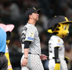 阪神　藤川監督「非常に難しい試合展開ですから」八回に４失点の岩崎を責めず「いい攻撃をしかける必要があった」中盤の攻撃を悔やむ