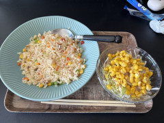【画像】限界大学生の豪華すぎる昼メシがこちらwww