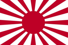 韓国紙「ゴミは拾うが旭日旗は振るのか」