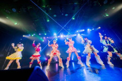 【悲報】推し活とかいう底辺からの搾取を言い換えた言葉、発明やろ