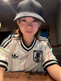 【困惑】高木菜那さん、本田圭佑さんの解説を見習ってしまうｗｗｗｗｗｗｗｗｗｗ
