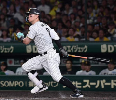 （悲報）佐藤輝明さん、最近ずっと地味