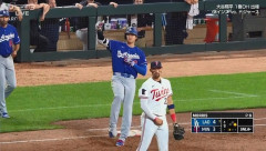大谷翔平、第五打席でマルチ安打となるライト前ヒット！！！！！