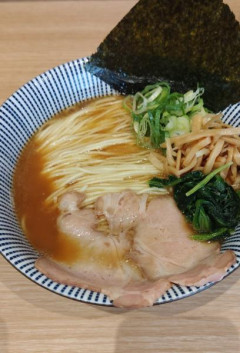 この中華そばに500円出せますか？