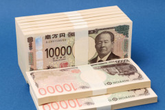 【悲報】独身さん「ハァハァやっと資産3000万超えたぞ！あれ？使い道ないじゃん⋯」