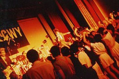 ⁉️80年代の伝説バンド、氷室京介・布袋寅泰ら『BOOWY』が突如として新聞一面に、新情報解禁で期待される“再結成”の可能性 -2chまとめ-
