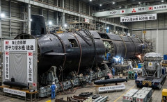 維新の非核三原則の見直しや原子力潜水艦保有の提言、官邸幹部は歓迎…首相判断焦点！