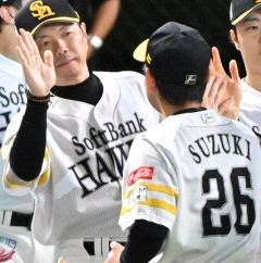 「本当によく頑張りました」ソフトバンク小久保監督、満塁で1球火消しの鈴木豪太をたたえる　「安心してこちらも送り出せる」