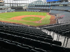 【疑問】プロ野球って全部「ドーム」で良くないか？