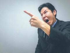 【悲報】山口達也さん、YouTubeを開設するもネット民の意見が真っ二つに割れて大論争へｗｗｗｗｗｗ