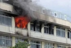 【速報】北区の小学校で大火事、こういうことだった