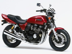 職場に今のバイクで通勤してたらうるさいからやめろ的な書類渡されたんだが