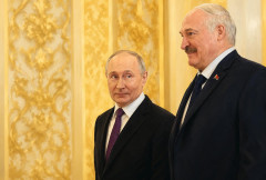 ロシア政府、ベラルーシへの圧力否定するも、二言目にはベラルーシは「親密な同盟国」と圧力ｗｗｗ