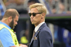 【W杯】〝疑惑の判定〟連発で物議「審判めっちゃスウェーデン寄り」本田圭佑も「ないよ！ないない！」