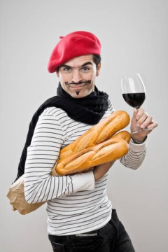 フランス人「お前らの国を擬人化したらどんな姿になりそう？」